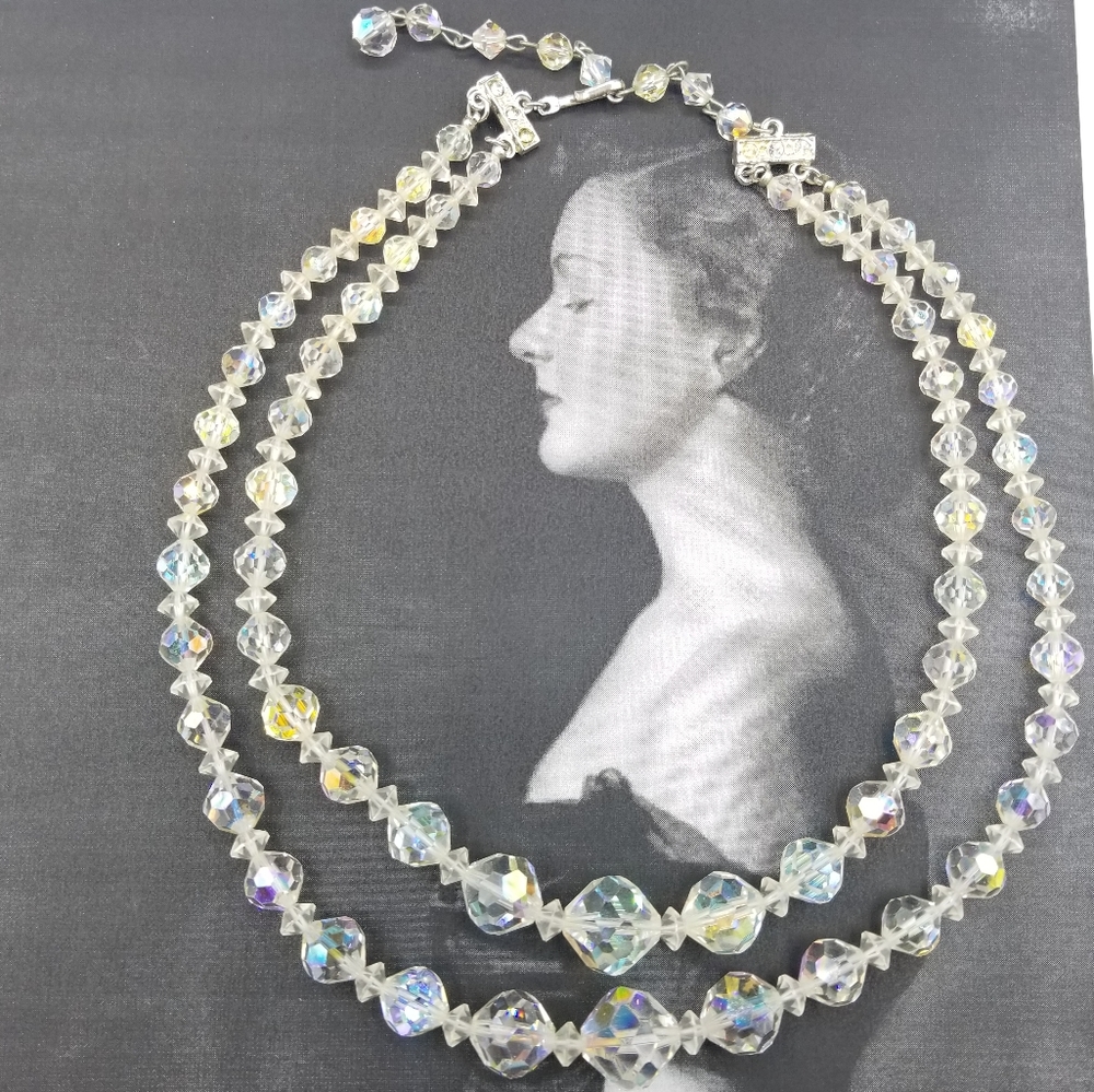 Vintage 2 tiered Aurora Borealis crystal necklace